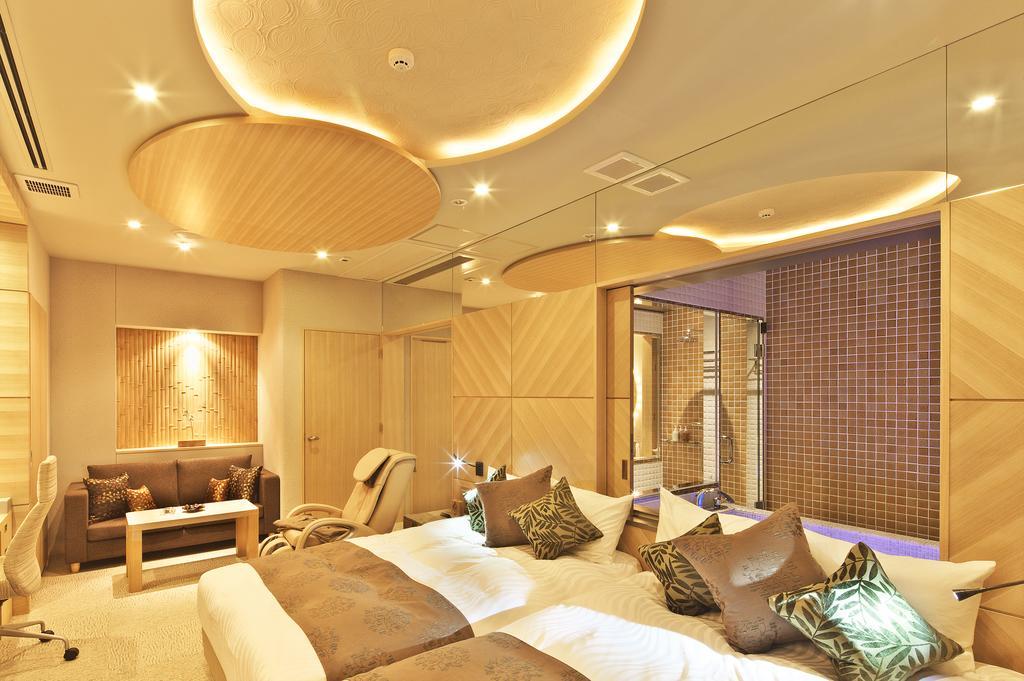Hotel Coco Grand Такасаки Экстерьер фото